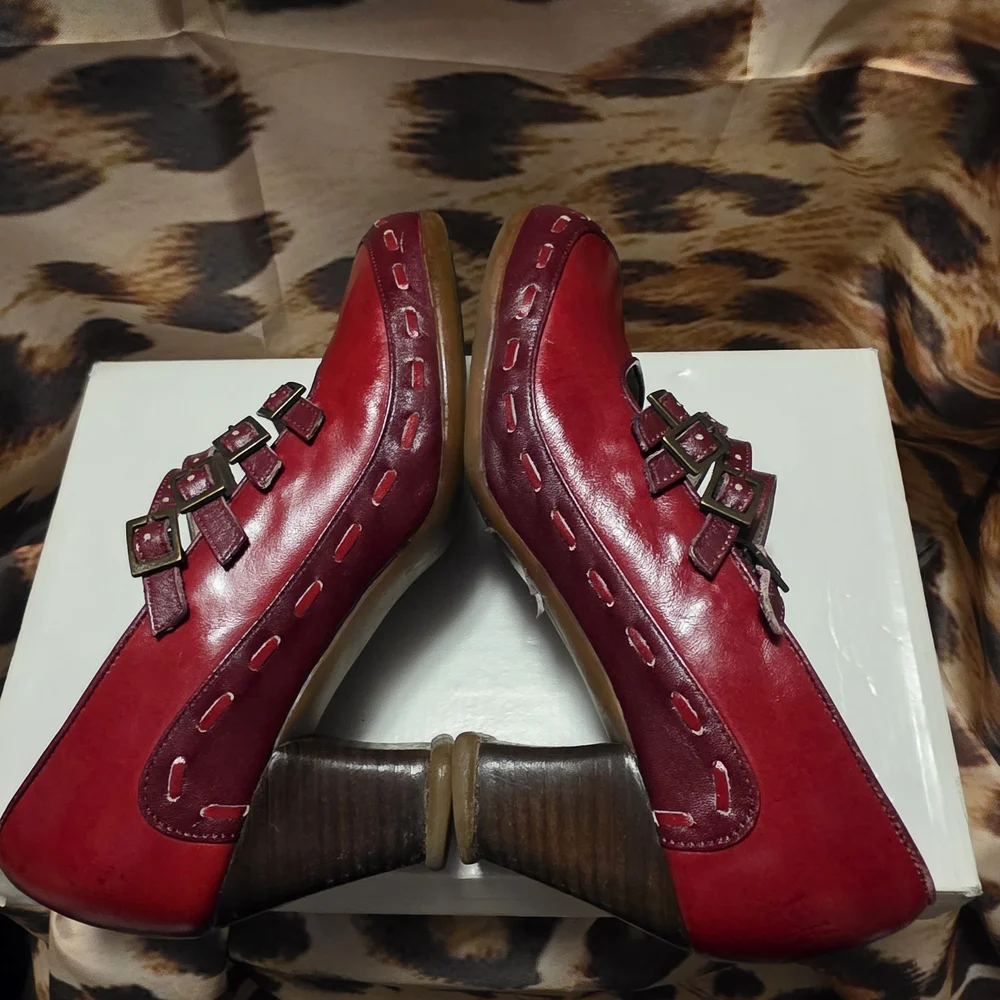 John Fluevog Operetta IlLEANA Red & Wine Comfortable Vintage Heels - Picture 4 of 9